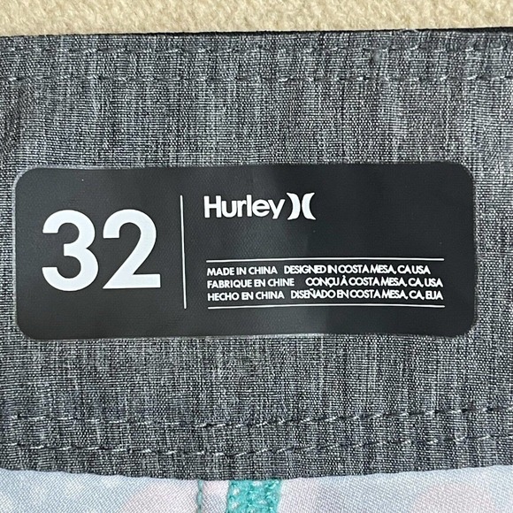 Hurley Phantom Swim Trunk Mens 32 Multicolor Animal Print Drawstring Waist - Picture 11 of 12